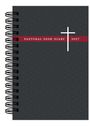 "PASTORAL DESK DIARY 2027" in Weiß auf rotem Band, schwarzes Spiralbuch, graues geometrisches Muster, weißes Kreuz.