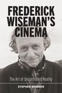 „FREDERICK WISEMAN'S CINEMA“, „The Art of Uncontrolled Reality“, „STEPHEN MAMBER“. Schwarz-weiß Porträt eines älteren Mannes.