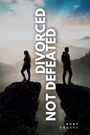 "Divorced Not Defeated" steht vertikal. Eine Frau und ein Mann auf getrennten Klippen, im Hintergrund Berge.