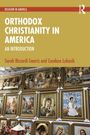 "Orthodox Christianity in America: An Introduction" von Sarah Riccardi-Swartz und Candace Lukasik; Ikonen an einer Wand.