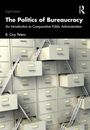 Texte: "The Politics of Bureaucracy", "An Introduction to Comparative Public Administration", "B. Guy Peters". Viele geöffnete Aktenschränke mit Leitern.