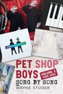 "PET SHOP BOYS VOLUME 2 2005-2025 SONG BY SONG WAYNE STUDER" über CDs, Keyboard, Kopfhörer, Kassetten und Noten.