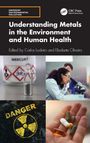 Titel: "Understanding Metals in the Environment and Human Health". 
Bilder: Reagenzglas, Forscher, Chemikalien, Gefahrensymbol.