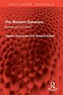 Rote texturierte Oberfläche, Titel: "The Western Saharans: Background to Conflict" von Virginia Thompson und Richard Adloff.