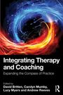 „Integrating Therapy and Coaching: Expanding the Compass of Practice“, illustriert mit blau-roten Energieformen.