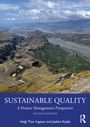 "SUSTAINABLE QUALITY: A Project Management Perspective, SECOND EDITION, Helgi Thor Ingason and Jaakko Kujala. Landschaft mit Bergen."