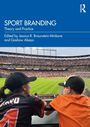 „SPORT BRANDING: Theory and Practice“, herausgegeben von Jessica R. Braunstein-Minkove und Gashaw Abeza. Zwei Kinder im Stadion.