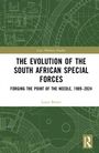 "The Evolution of the South African Special Forces: Forging the Point of the Needle, 1989–2024" von Louis Bester. Grünes, technisches Muster.