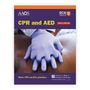 "CPR and AED NINTH EDITION" in großen Buchstaben. Gezeigt wird eine Hand mit Handschuhen bei einer Brustkompression.
