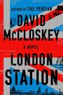 Text: "Author of The Persian, David McCloskey, A Novel, London Station." Hintergrund: Blau, Rot, britische Flagge.