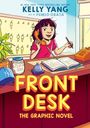 "Front Desk: The Graphic Novel" von Kelly Yang, Art von Fumio Obata. Ein Mädchen telefoniert an einem Empfangstisch.