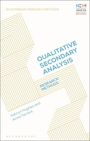 „Qualitative Secondary Analysis“ von Kathryn Hughes und Anna Tarrant; geometrische Linien, helles Design.