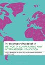 „The Bloomsbury Handbook of Method in Comparative and International Education.“ Stilisiertes Weltkarten-Design in Pink.