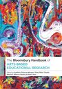 Buchtitel: "The Bloomsbury Handbook of Arts-Based Educational Research". Buntes abstraktes Gemälde im Hintergrund.