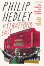 "Philip Hedley at Stratford East" und "The Making of a People's Theatre". Roter Gebäudefront "Theatre Royal".