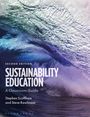 "Second Edition: Sustainability Education, A Classroom Guide. Stephen Scoffham and Steve Rawlinson. Bloomsbury." 

Im Hintergrund: ein kräftiger Meereswellen.