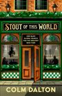 "Stout of This World" und "One Man's Global Search for the Greatest Irish Pubs" auf grünem Pub, dekoriert mit Kleeblättern.