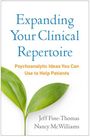 Text: "Expanding Your Clinical Repertoire. Psychoanalytic Ideas You Can Use to Help Patients". Zwei grüne Blätter im unteren Bereich.