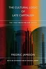 "The Cultural Logic of Late Capitalism" oben, "The Postmodernism Essay" darunter. Illustration bunter Gebäude.