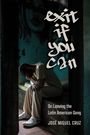 "Exit if you can: On Leaving the Latin American Gang" von José Miguel Cruz. Ein Mann sitzt verzweifelt in einem Raum.