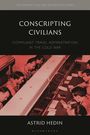 "Conscripting Civilians: Communist Travel Administration in the Cold War" von Astrid Hedin. Soldaten an einem Schalter.