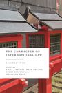 "The Character of International Law: A Festschrift for Rob Cryer" von Emma J. Breeze und anderen. Rote Tore im Hintergrund.