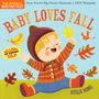 „Baby Loves Fall“, Illustration eines fröhlichen Babys mit Blättern, es trägt eine Mütze und spielt im Herbstlaub.