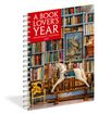 Titel: A Book Lover's Year; Engagement Calendar 2027. Bücherregal, Steckenpferd, Teddybär auf einem Sessel.