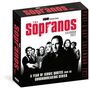 "The Sopranos", HBO Original. Kalender 2027 mit ikonischen Zitaten und einem Schwarz-Weiß-Foto der Charaktere.