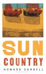 Text: "SUN COUNTRY" groß in Gelb und Orange. Darunter "Howard Cunnell". Grafik von Fischerbooten auf sandigem Grund.