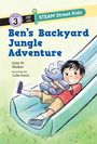 „Ben’s Backyard Jungle Adventure“, Level 3. Kind mit Stofftier rutscht lächelnd eine Rutsche herunter.