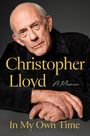 "Christopher Lloyd: A Memoir" und "In My Own Time". Ein älterer Mann lehnt sich auf seine Hände.