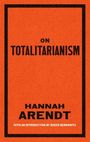 Cover mit den Texten: "On Totalitarianism", "Hannah Arendt", "With an introduction by Roger Berkowitz". Oranger Hintergrund.