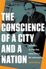 „THE CONSCIENCE OF A CITY AND A NATION“ in großen Buchstaben. Mensch im Hintergrund mit Brille, Farbgestaltung in Orange und Blau.