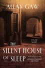 "Allan Gaw" und "The Silent House of Sleep". Eine dunkle Gasse mit einer Figur im Schatten.