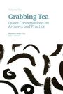 : Grabbing Tea, Buch