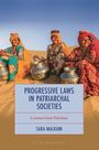 "Progressive Laws in Patriarchal Societies: Lessons from Pakistan" von Sara Malkani. Drei Frauen in bunter Kleidung sitzen im Sand.