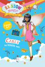 „Rainbow Magic Special Edition“, „3 Books in 1!“, „Carly the School Fairy“. Illustration: Fee mit Flügeln und Zauberstab.