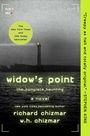 „The New York Times and USA Today bestseller“ in gelber Blase, Titel „widow's point“, Zitat „Creepy as hell“ von Stephen King. Hintergrund: Leuchtturm bei Nacht.