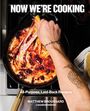 "NOW WE'RE COOKING. All-Purpose, Laid-Back Recipes. MATTHEW BROUSSARD @acooknamedmatt." Hand zieht Käse in Pfanne.