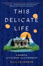 "THIS DELICATE LIFE" von Ella Jacobson. Illustration eines Hauses vor Bergen und Sonne, blaue Birkenhintergrund.