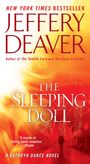 "NEW YORK TIMES BESTSELLER Jeffery Deaver, The Sleeping Doll, A Kathryn Dance Novel." Flammenhintergrund mit Silhouette.