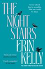 "Every school has its scandals. This one could be fatal." Schwarze Vögel auf dem Titel "The Night Stairs" von Erin Kelly.