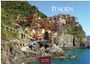 Text: "ITALIEN", "2024", "CASARES EDITION". Bunte Häuser auf steilem Felsen über blauem Meer, mit grünen Hügeln im Hintergrund.