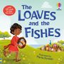 "The Loaves and the Fishes" steht groß und blau in einer Illustration mit Kind, Broten und Fischen auf hügeliger Wiese.