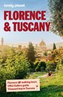 "Florence & Tuscany" in großen roten Buchstaben. Ein ruhiger Garten mit Bäumen, Büschen und einer Person auf einer Decke.