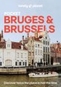 Oben steht "Pocket Bruges & Brussels". Unten: "Discover twice the place in half the time". Ein Kanal mit Häusern.