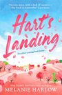 „Hart's Landing“, „Trouble’s coming back home…“. Illustration von Hügeln mit Bäumen und einem Dorf im Hintergrund.