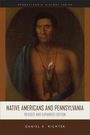 "NATIVE AMERICANS AND PENNSYLVANIA." Portrait eines Mannes mit einem Fell, traditioneller Schmuck.