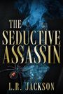 "The Seductive Assassin" und "L.R. Jackson" sind prominent. Eine Spinne und die Silhouette einer Stadt sind sichtbar.